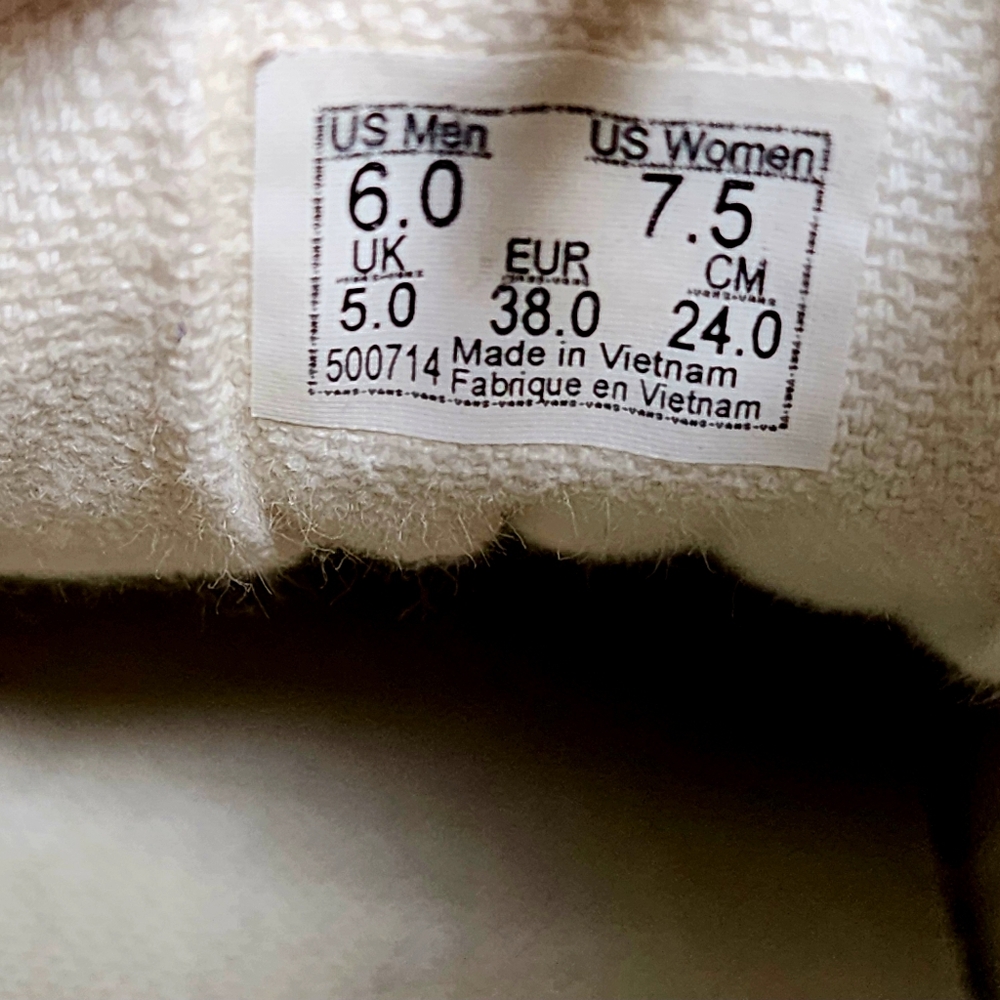 VANS | Old Skool - Aura Shift | NWOT  Sneakers | Women's 7.5 / Men's 6.0 / EU 38 - Picture 4 of 9